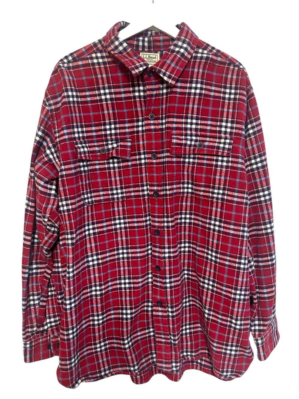 L.L. Bean Men's XL Chamois Shirt Traditional Fit Plaid flannel button down shirt
